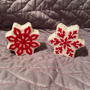 Snowflake Salt and Pepper Shakers